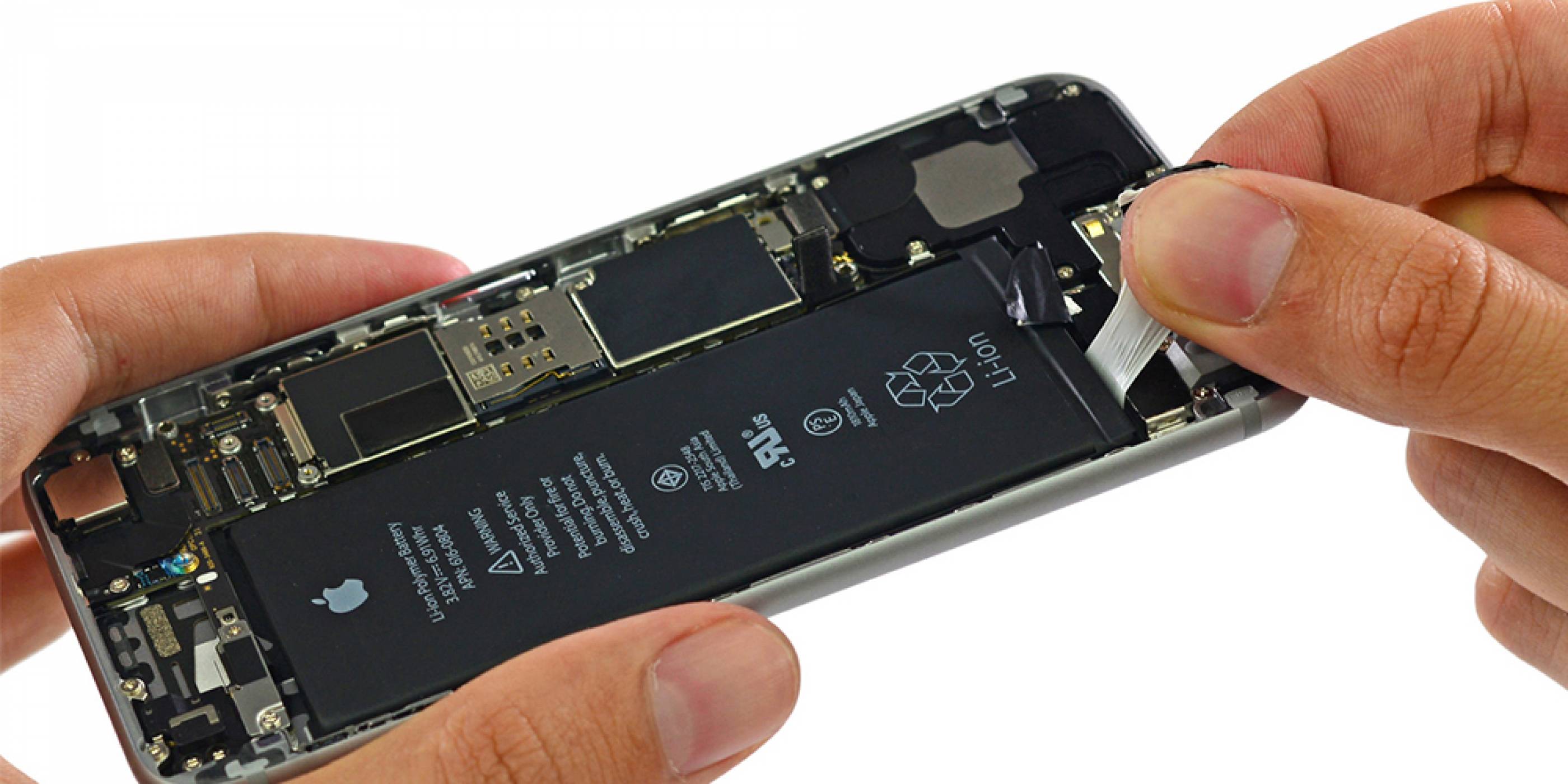 Apple обяви, че вече можем да сменим батерията на стария си iPhone за 29 долара