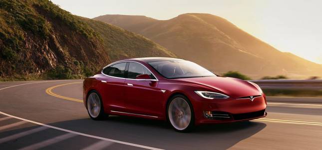 Tesla увеличи темпото на производство, цели се в 5000 коли на седмица