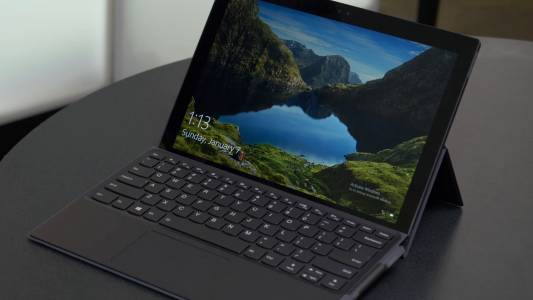 Lenovo на CES 2018: модове, VR и умни дисплеи