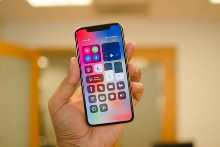 Следващият iPad Pro ще прилича на iPhone X?