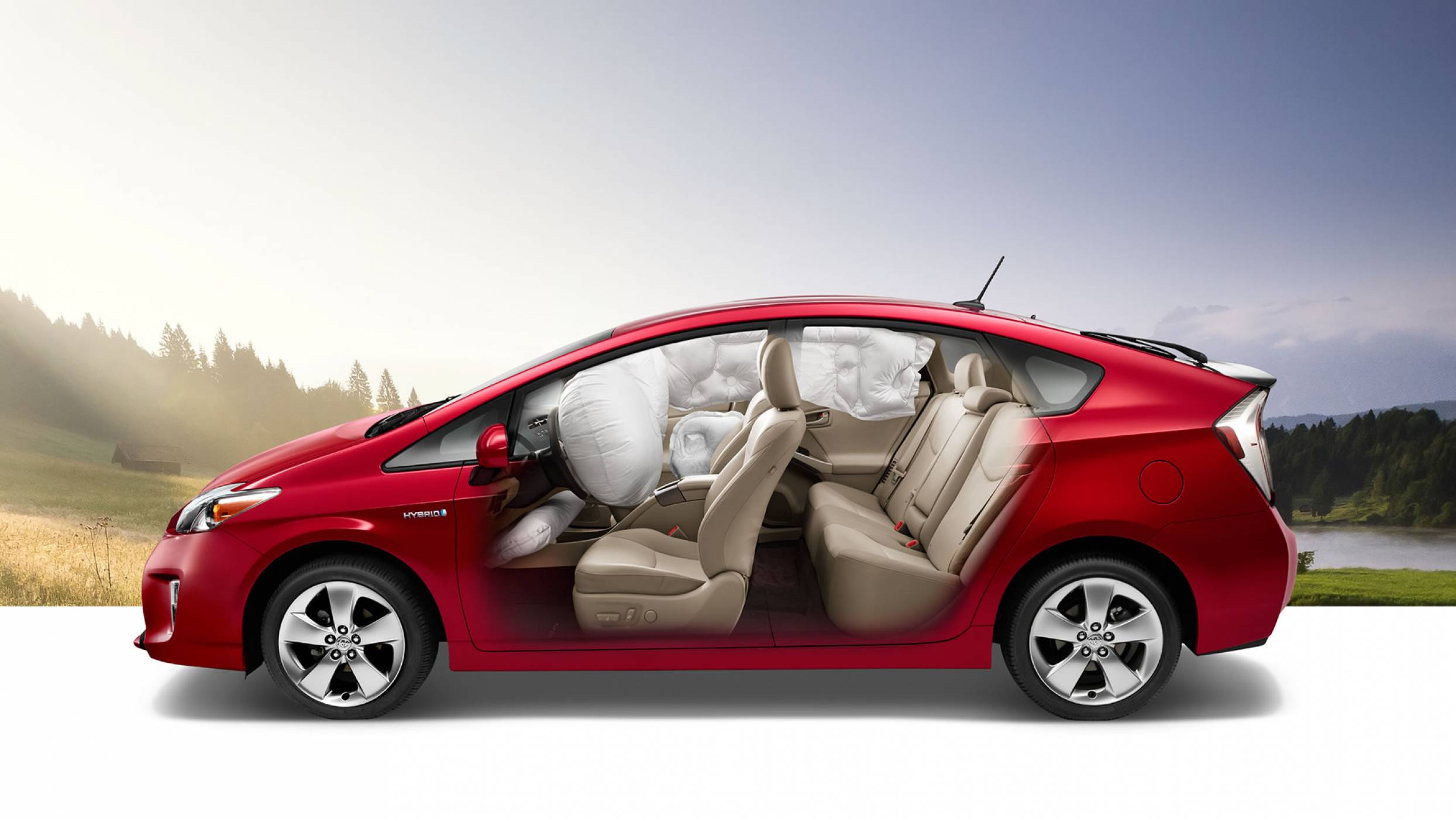 Toyota съобщава за дефектни Airbag системи в Prius и няколко модела Lexus