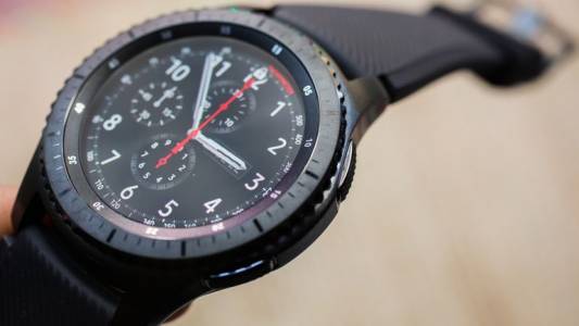 Samsung Gear S4 може да дойде с функция за измерване на кръвното