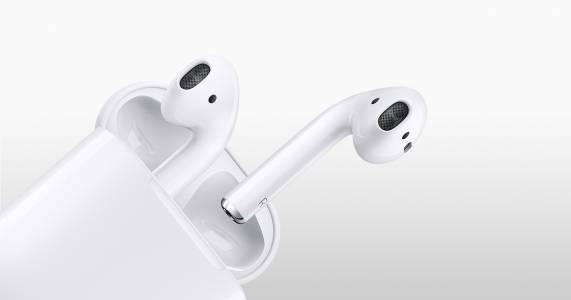 Apple подготвя високобюджетни слушалки за почитателите на музиката в движение
