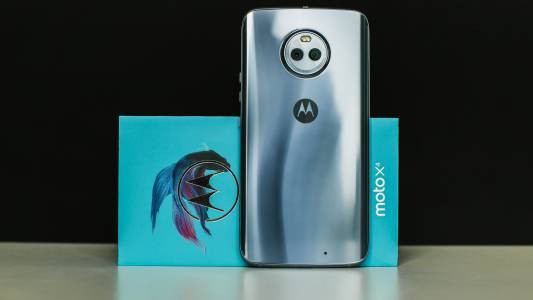 Уволненията в Motorola са преувеличени, серията Moto Z ще просъществува