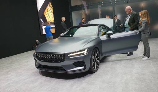 Предварителните поръчки на Polestar 1 започнаха, Tesla да внимава