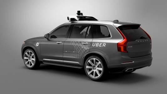 Фатално: автономна кола на Uber уби пешеходка (обновена)