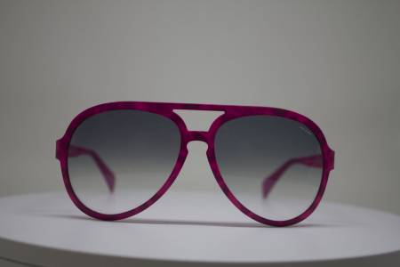 Очилата Italia Independent  се отличават с изкусен  дизайн и класно изпълнение