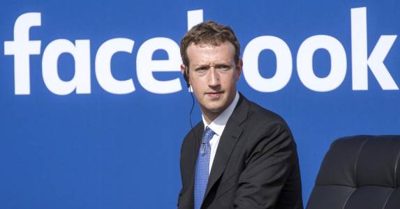 Официално е: Федералната комисия по търговията разследва Facebook