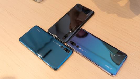 Започнаха предварителните поръчки на Huawei P20 Pro в България