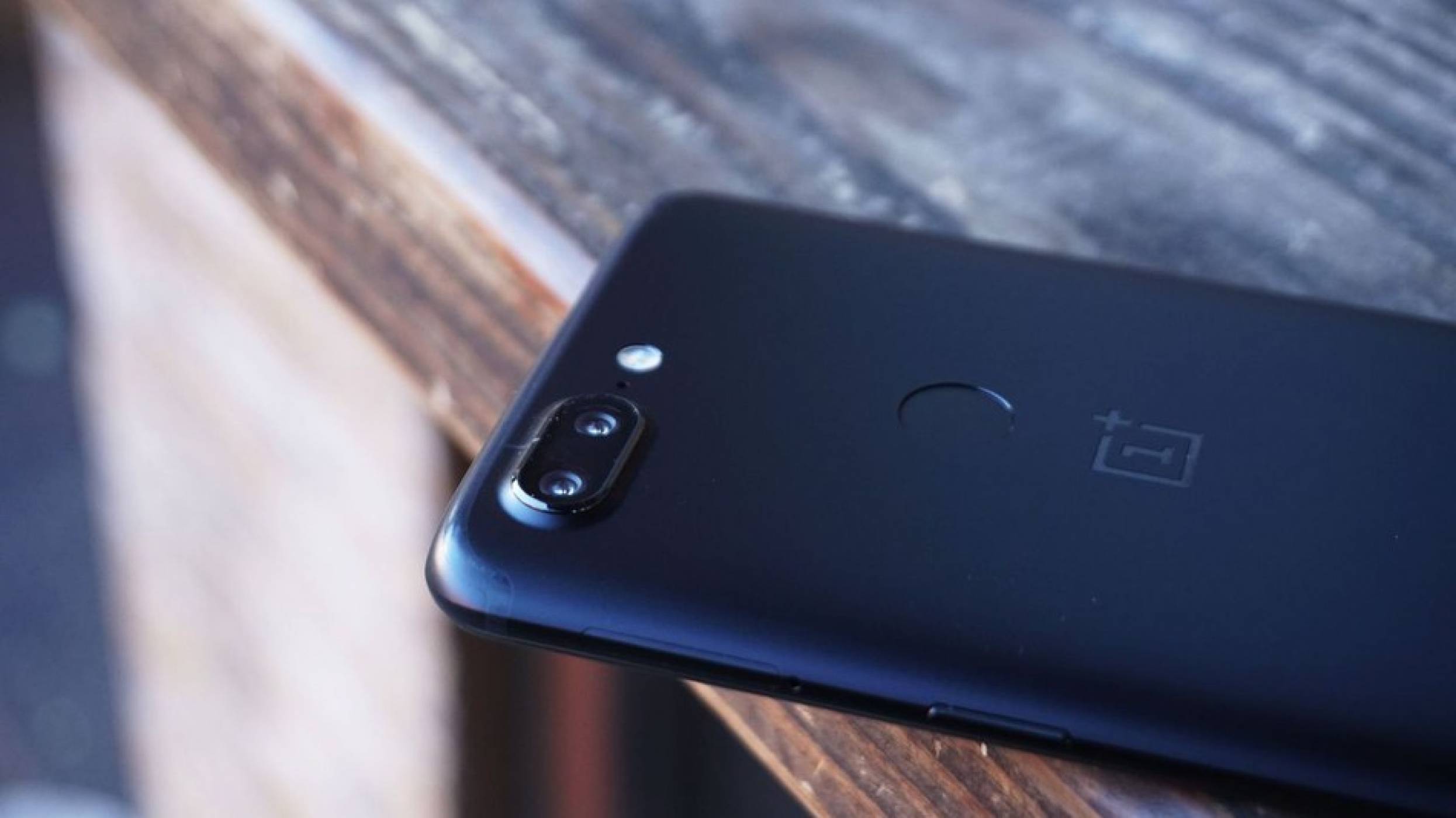 OnePlus 6 ще бъде първият водоустойчив модел на марката