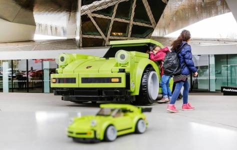 Това LEGO Porsche 911 Turbo 3.0 е нереално и все пак съществува