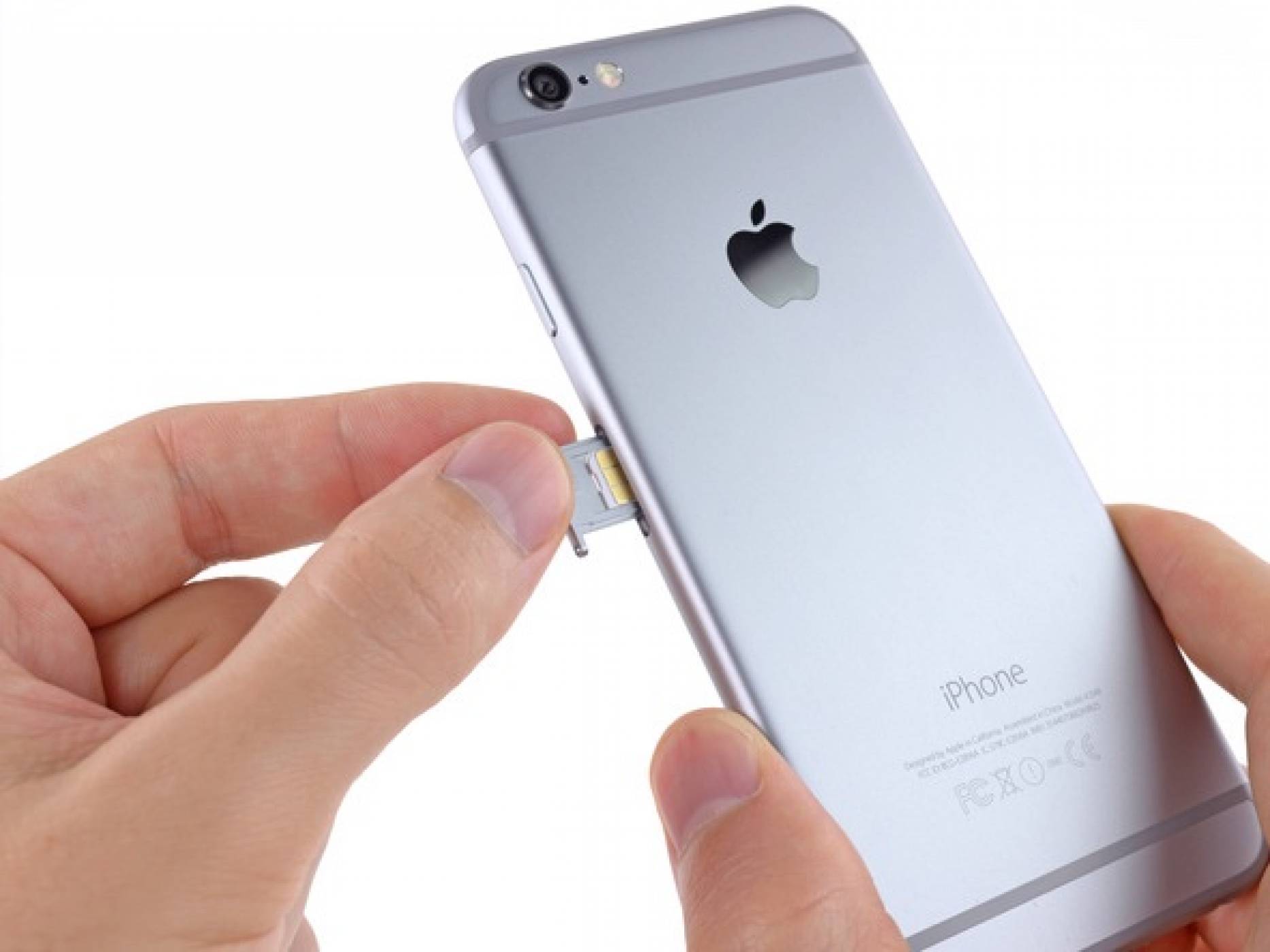 Новият iPhone може да струва на половината на iPhone X