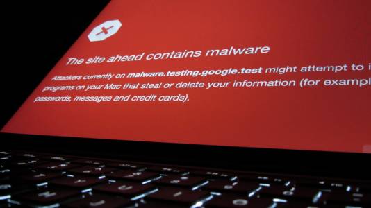 Този Android малуер следи абсолютно всичко, което правите с телефона си