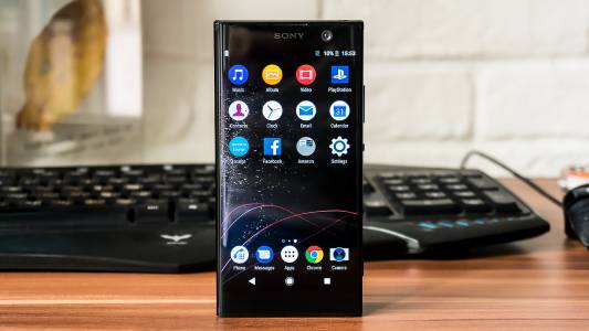 Sony Xperia XA2 е стъпка напред (ревю)