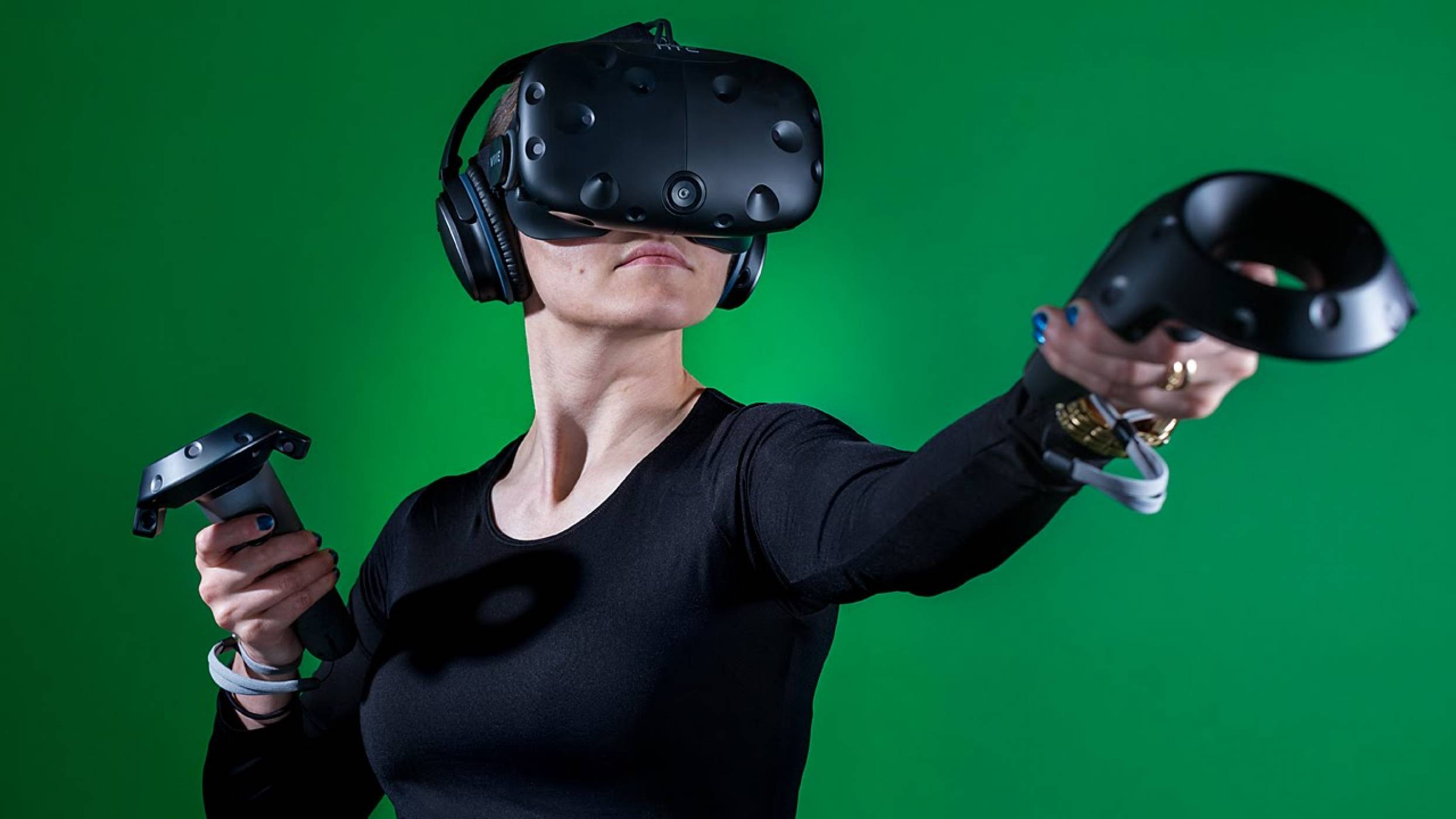 McLaren F1 превръща HTC Vive в прозорец към високите скорости