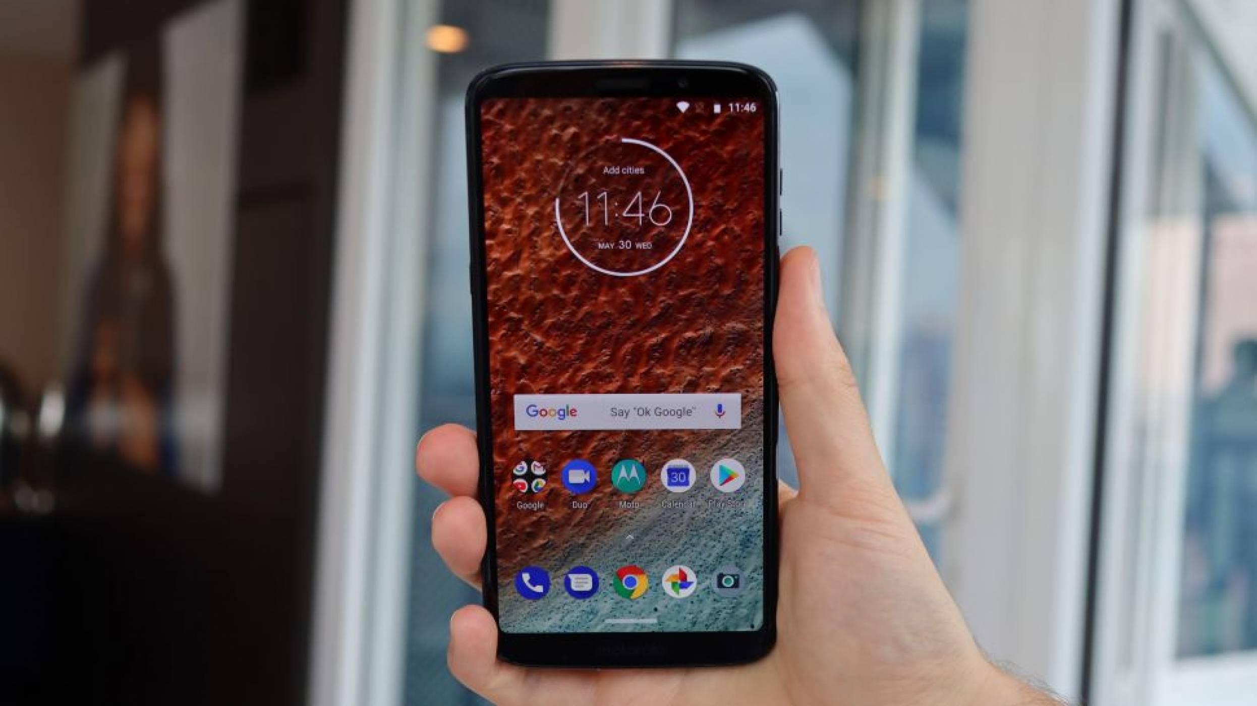 Новият Moto Z3 Play иска да се радва на живота с теб
