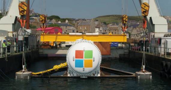 Microsoft потопи 864 сървъра под водата, за да спести енергия