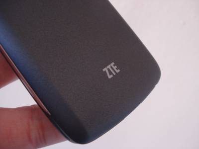 Вашингтон разхлабва хватката около ZTE