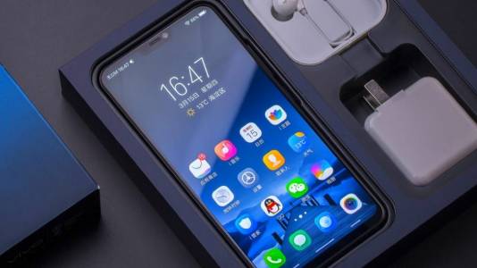 Xiaomi Pocophone F1 ще опита да привлече вниманието ни от 23 август