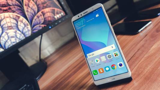 Huawei Y6 (2018) - една от най-добрите сделки в достъпния ценови клас (ревю)