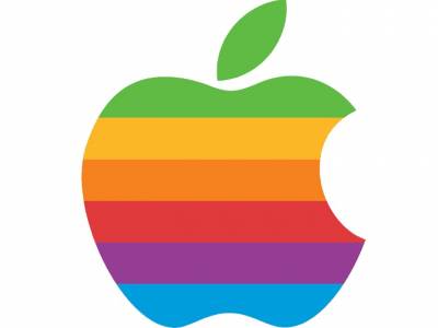 Вижте цените на iPhone Xs, iPhone Xs Max, iPhone Xr и Apple Watch 4 в Европа
