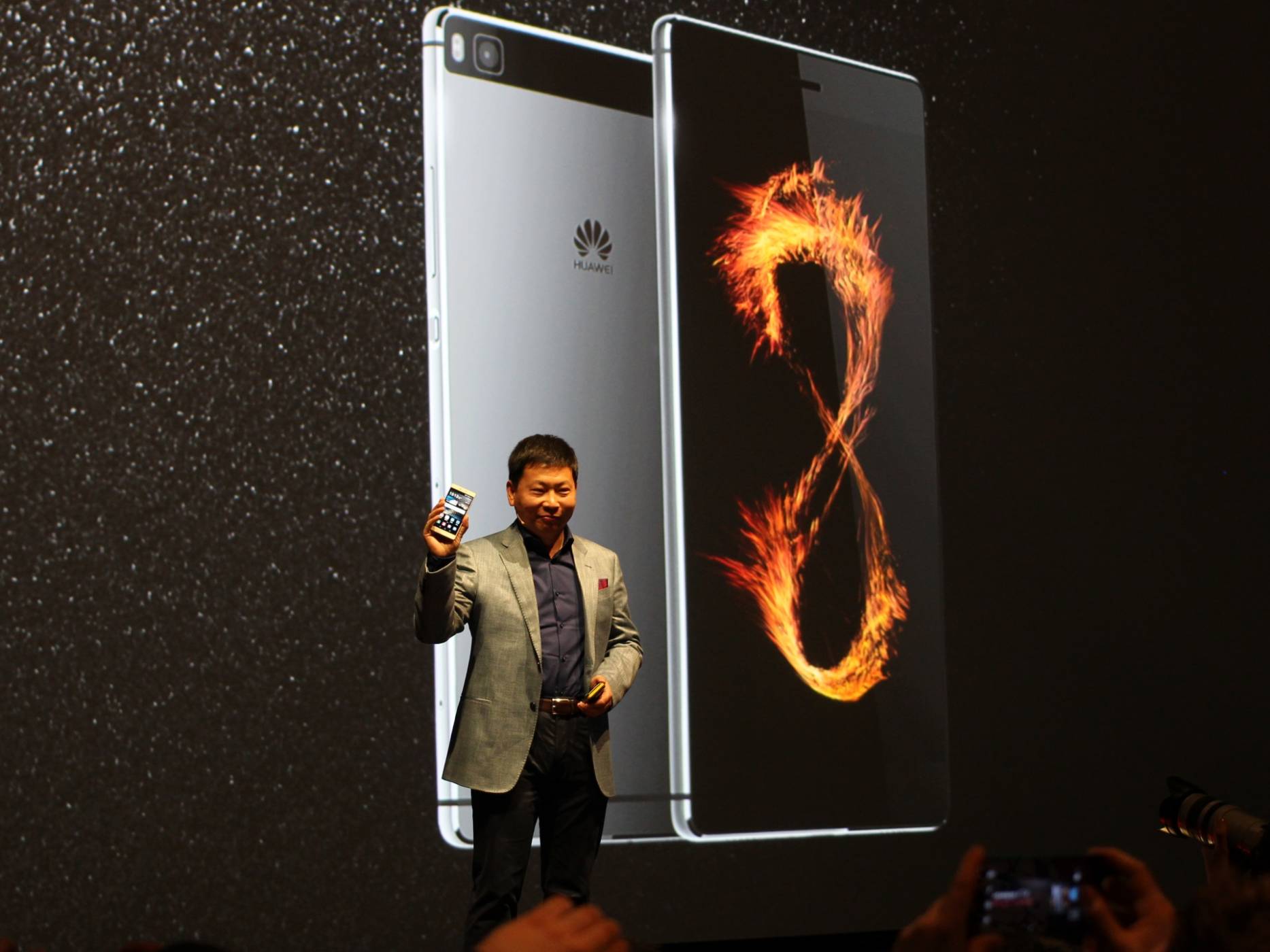 Huawei ще пусне гъвкав смартфон през 2019 г.