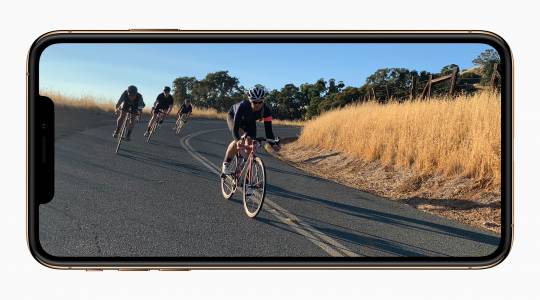 Високите цени на iPhone тревожат доставчиците на Apple