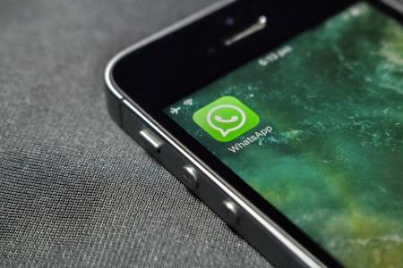 Съоснователят на WhatsАpp: Продадох се за пари на Facebook