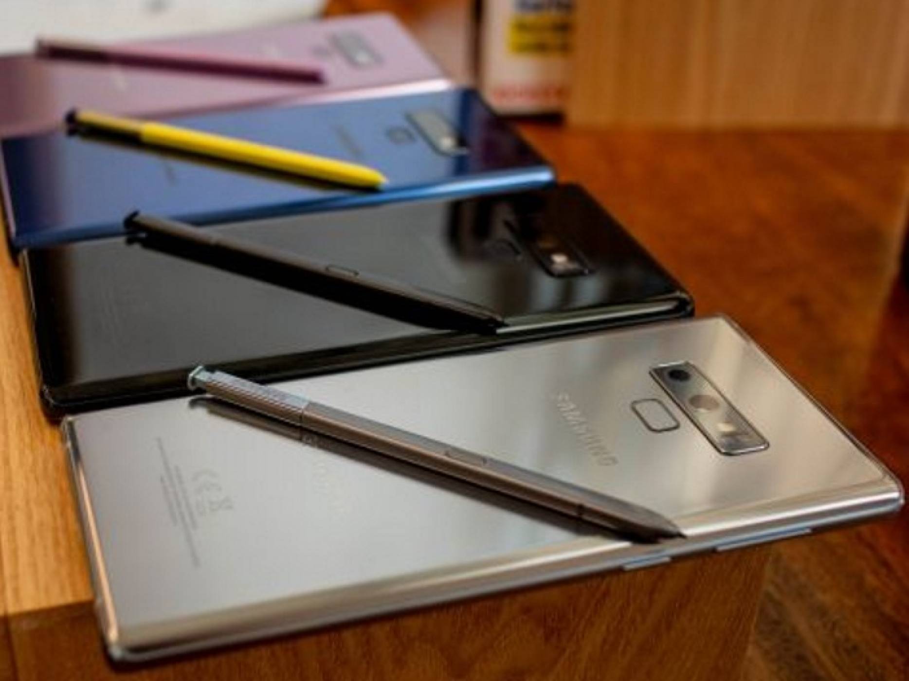 Вижте снимки на Samsung Galaxy Note 9 в нов цвят - сребро