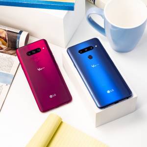 LG V40 ThinQ иска да е върховият смартфон за снимки и мултимедия