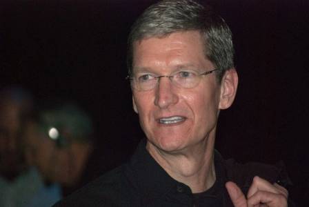 Тим Кук категорично отрече, че китайските шпиони са проникнали в Apple