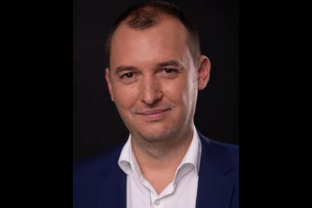 Владислав Иванов: Ходя поне веднъж в месеца да продавам лично в магазините