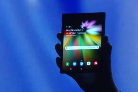 Той е тук: гъвкавият смартфон на Samsung