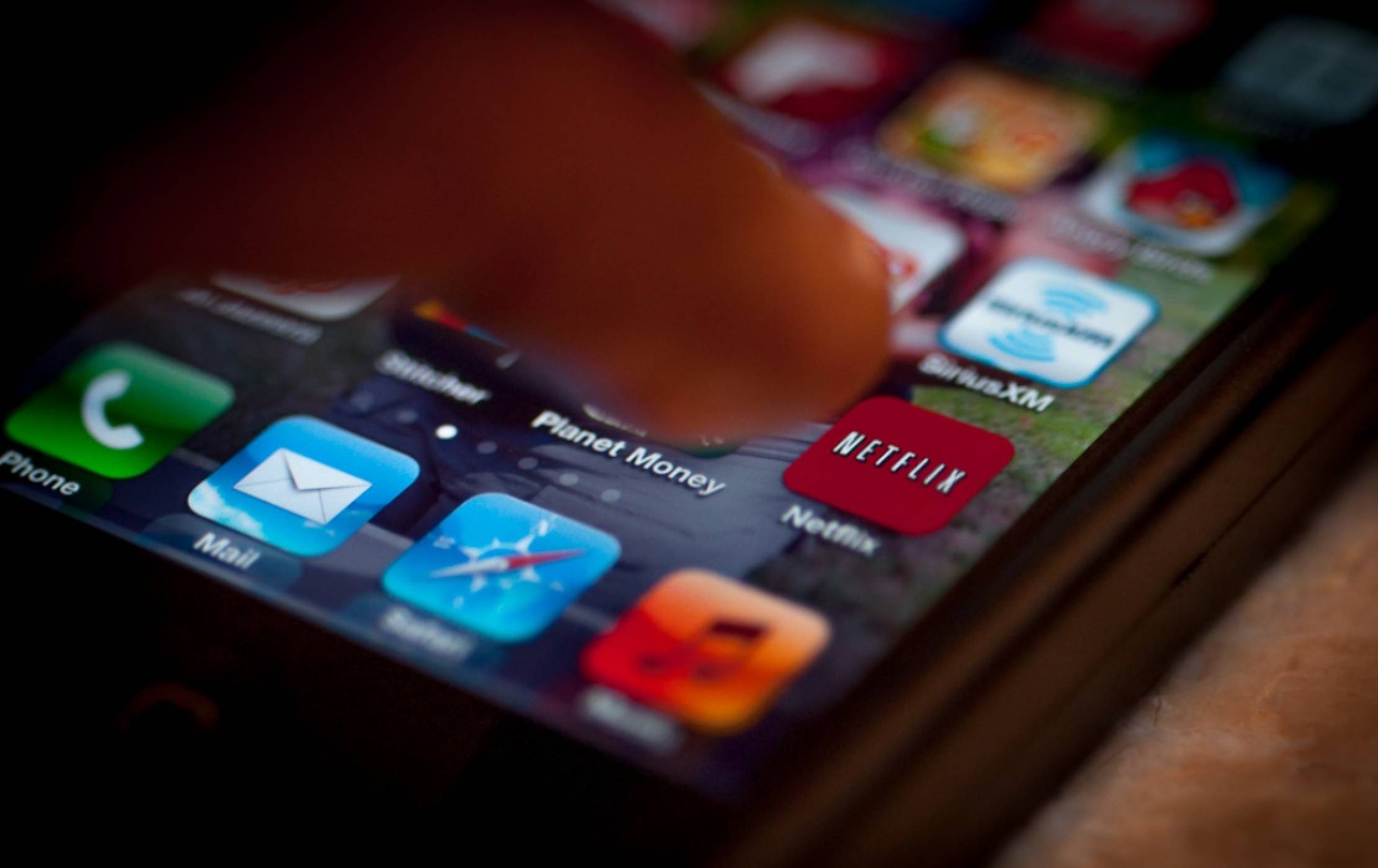 Netflix вдига цените в САЩ и намалява тези в чужбина