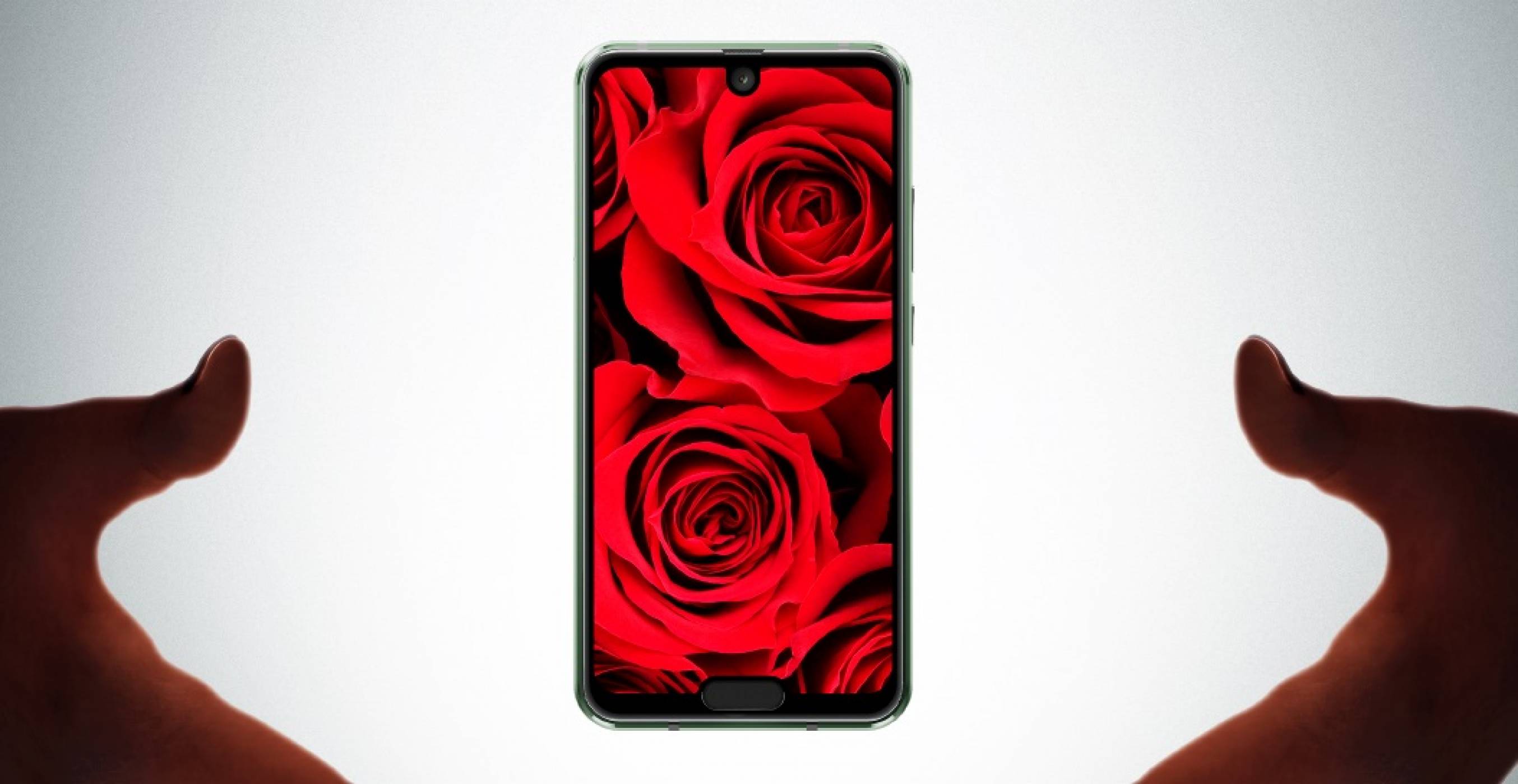 Честито. Новият смартфон на Sharp е с два прореза (ВИДЕО)