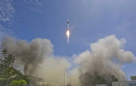 Грандиозният план на SpaceX за 7000 сателита около Земята се задвижи