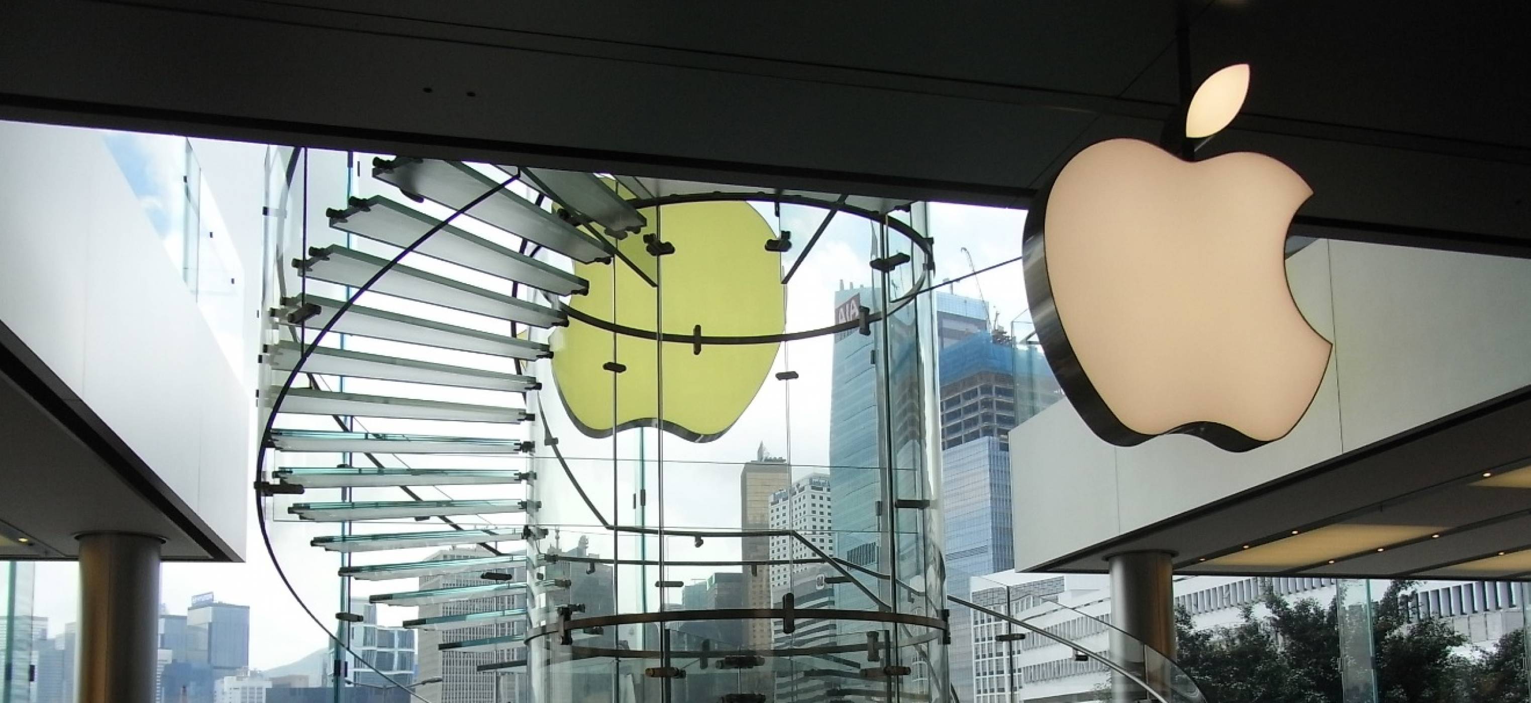Скок на цените на продуктите с 10 процента грози Apple дни преди срещата Тръмп - Дзинпин