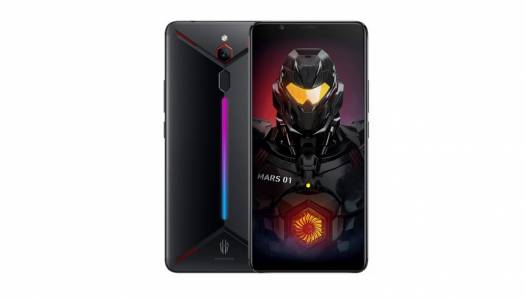 Ще познаете Nubia Red Magic Mars по страничните бутони и 10 GB RAM памет