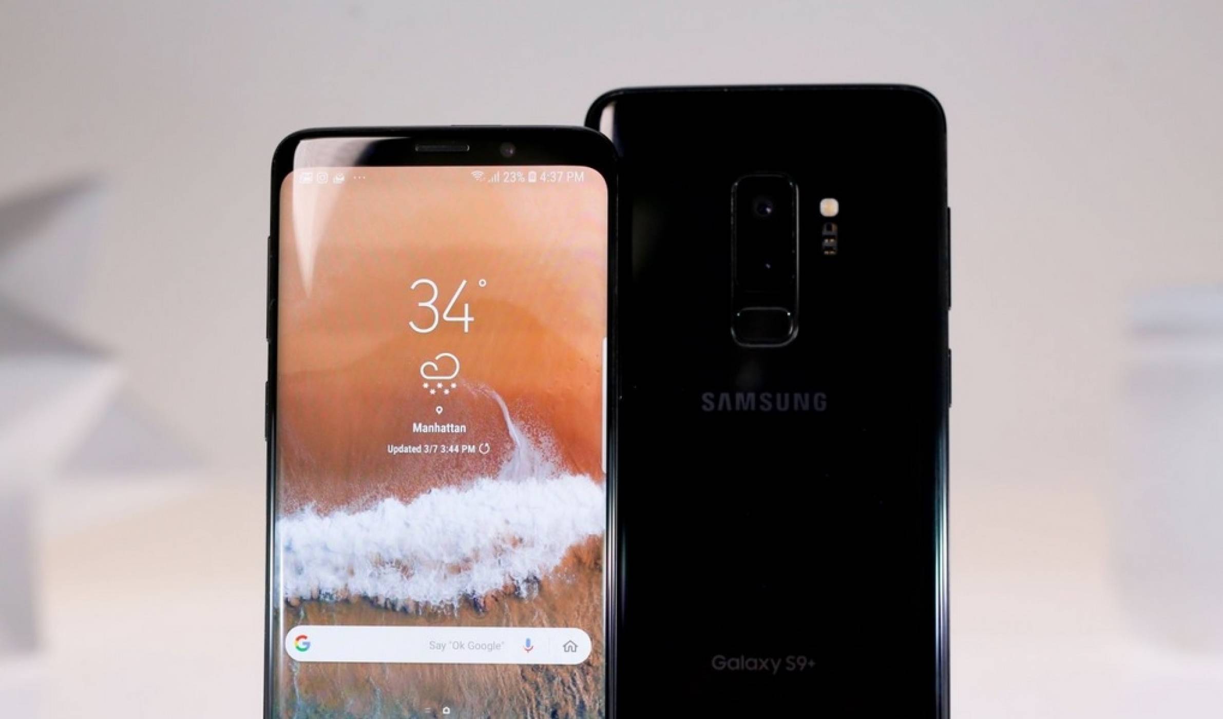 Арести в китайска компания, откраднала технологията за извити дисплеи на Samsung