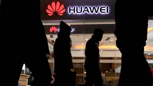 Финансовият директор на Huawei е обвинена в измама. Грозят я 30 години затвор