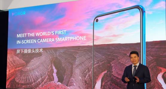 Honor View 20 също ще има малка дупчица в дисплея