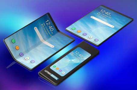 Гъвкавият телефон на Samsung с име и бясна цена