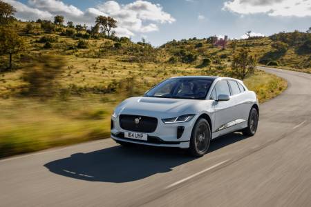 Електрическа безопасност на пътя с  Jaguar I-PACE