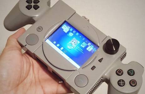 PlayStation Classic като портативна конзола е още по-чаровна