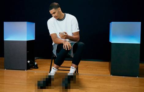 Новите маратонки на Nike се връзват от смартфона ви