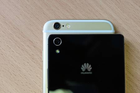 Италия ще работи с Huawei и ZTE по 5G мрежата си въпреки всичко