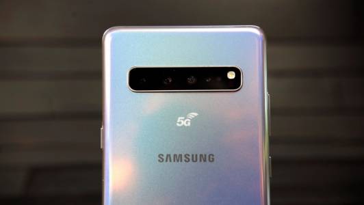 Запознайте се с новия властелин: Samsung Galaxy S10 5G е тук