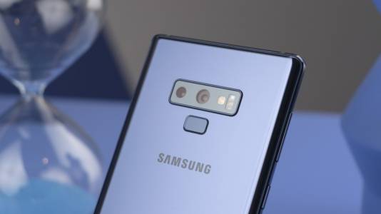 Анализатор очаква рекордни продажби за Samsung Galaxy S10