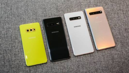Samsung Galaxy S10 5G пише мобилна история с премиера на 5 април