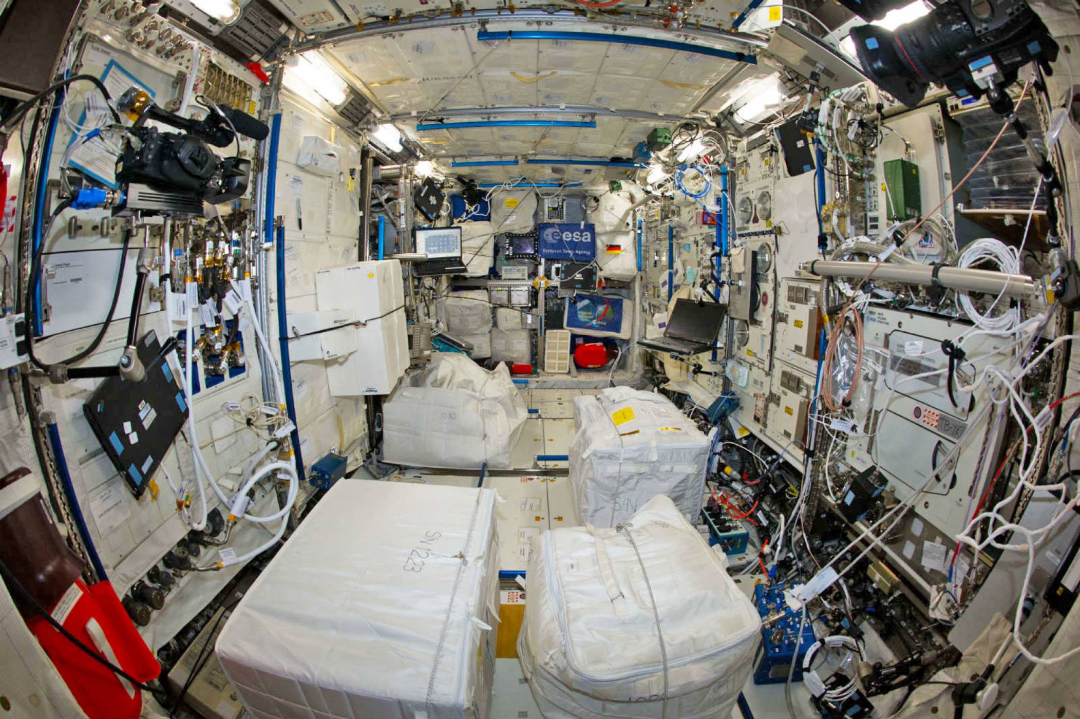 Гадни бактерии налазиха Международната космическа станция